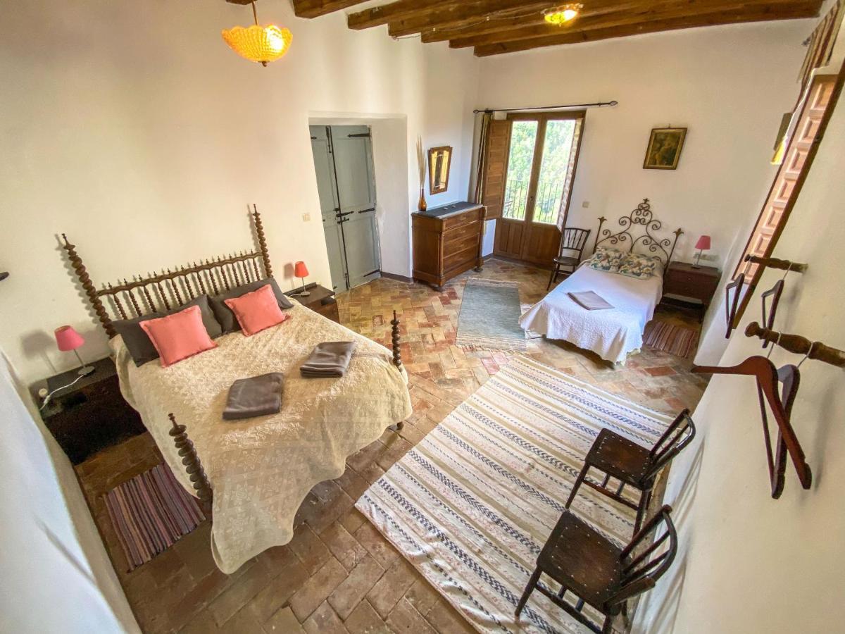 Casa Rural Sant Petrus De Madrona Pinell de Solsones Exterior photo